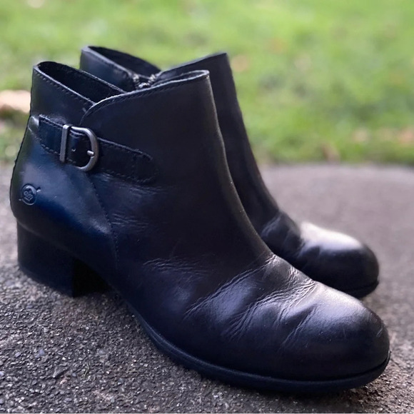 Born Women's Phobos Black Leather Ankle-High Leather Heel Boot Sz 6 - Picture 5 of 10
